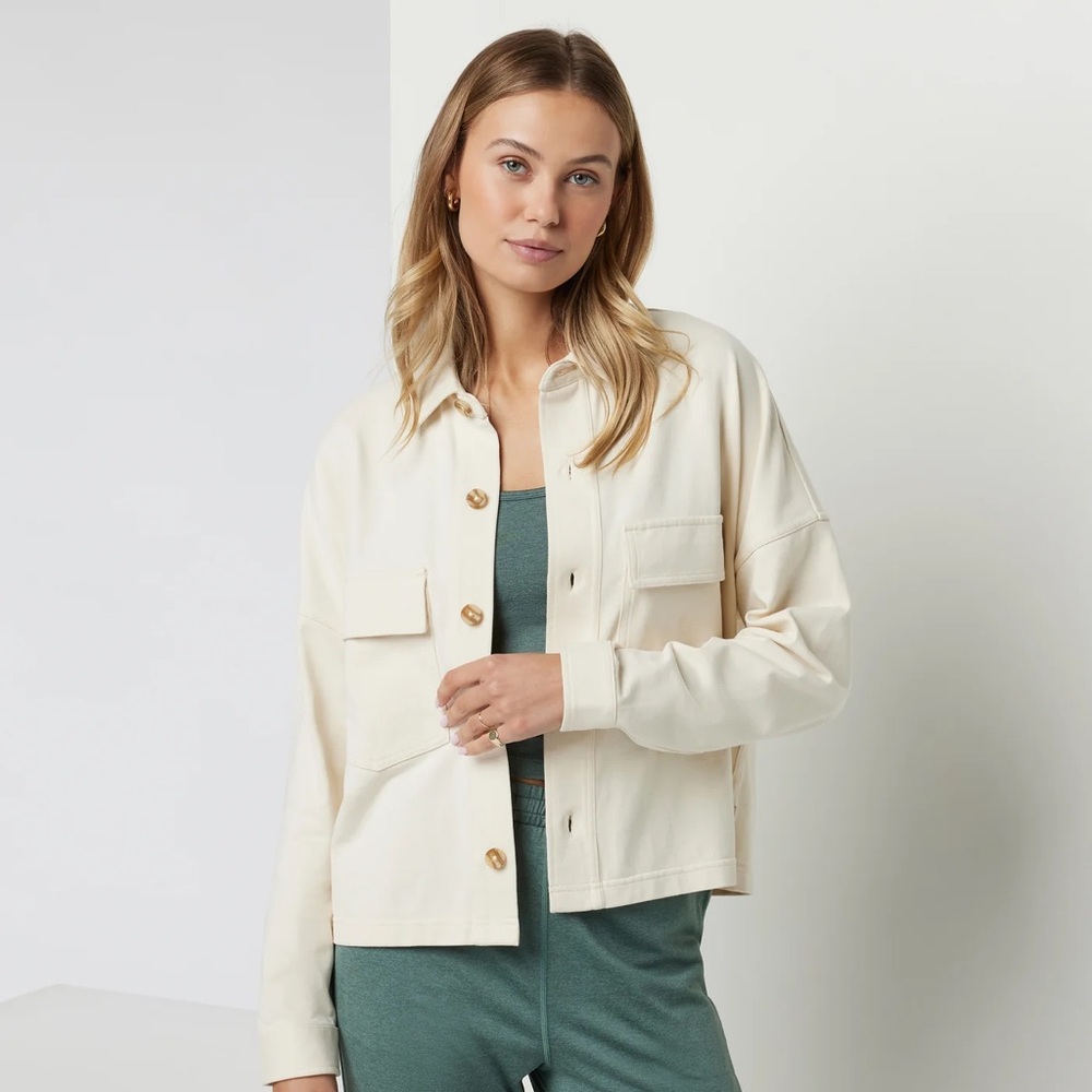 Vuori Mackenzie Cropped Shirt Jacket